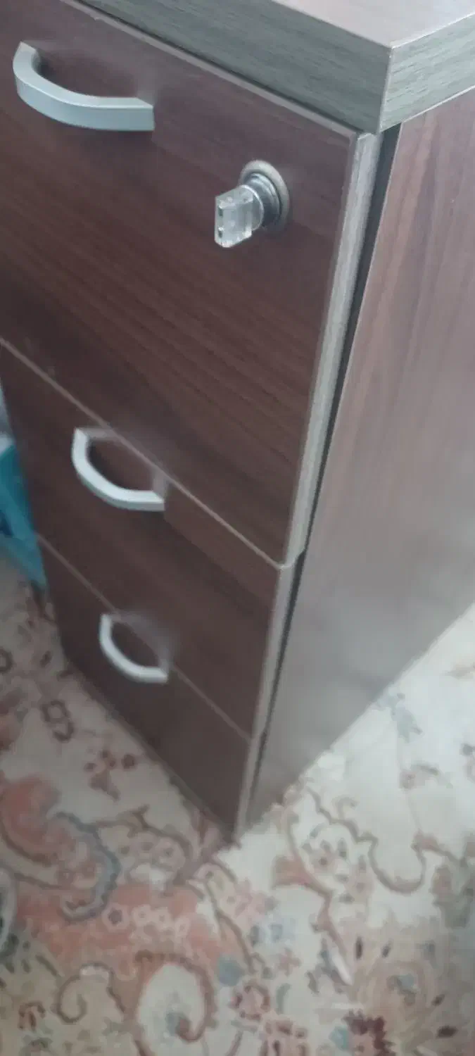 میز ناهار خوری ۳ نفره کمد و میز تحریر|میز و صندلی غذاخوری|لواسان, |دیوار