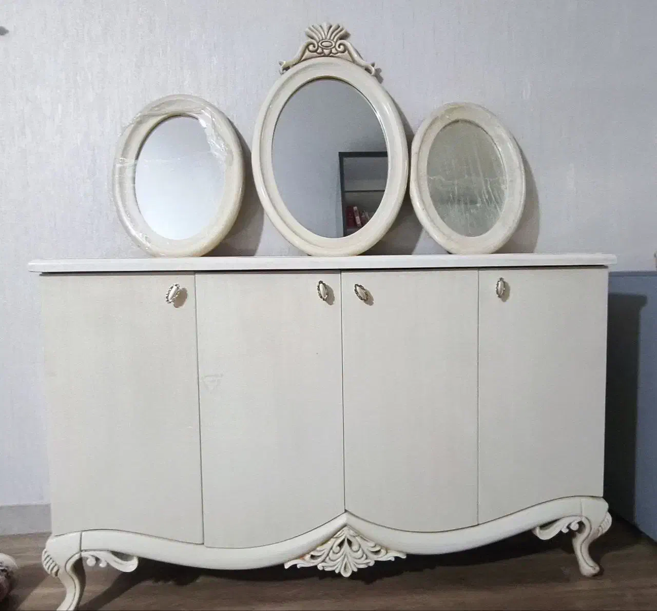 میز آینه کنسول|بوفه، ویترین، کنسول|ساوه, |دیوار