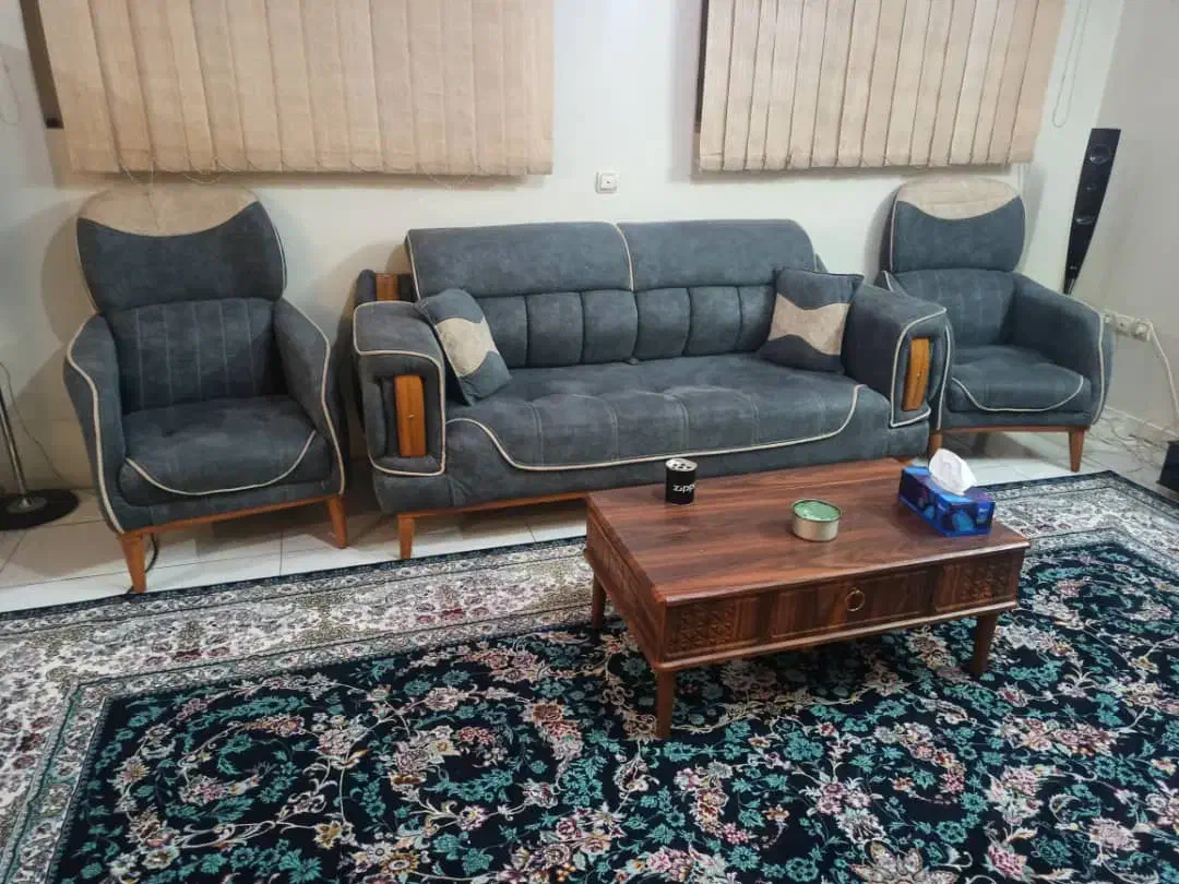 مبلمان تخت شو|مبلمان خانگی و میز عسلی|شاهینشهر, فیض|دیوار