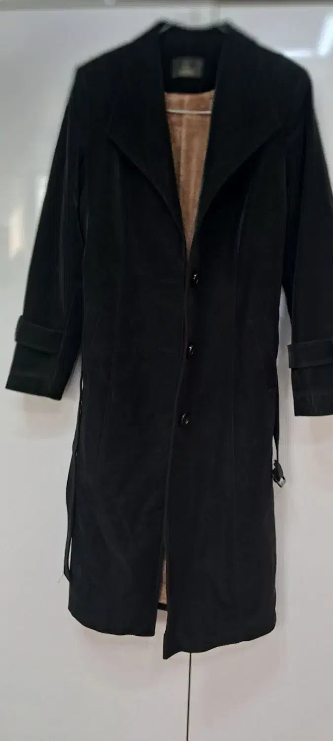 پالتو|لباس|نقده, |دیوار