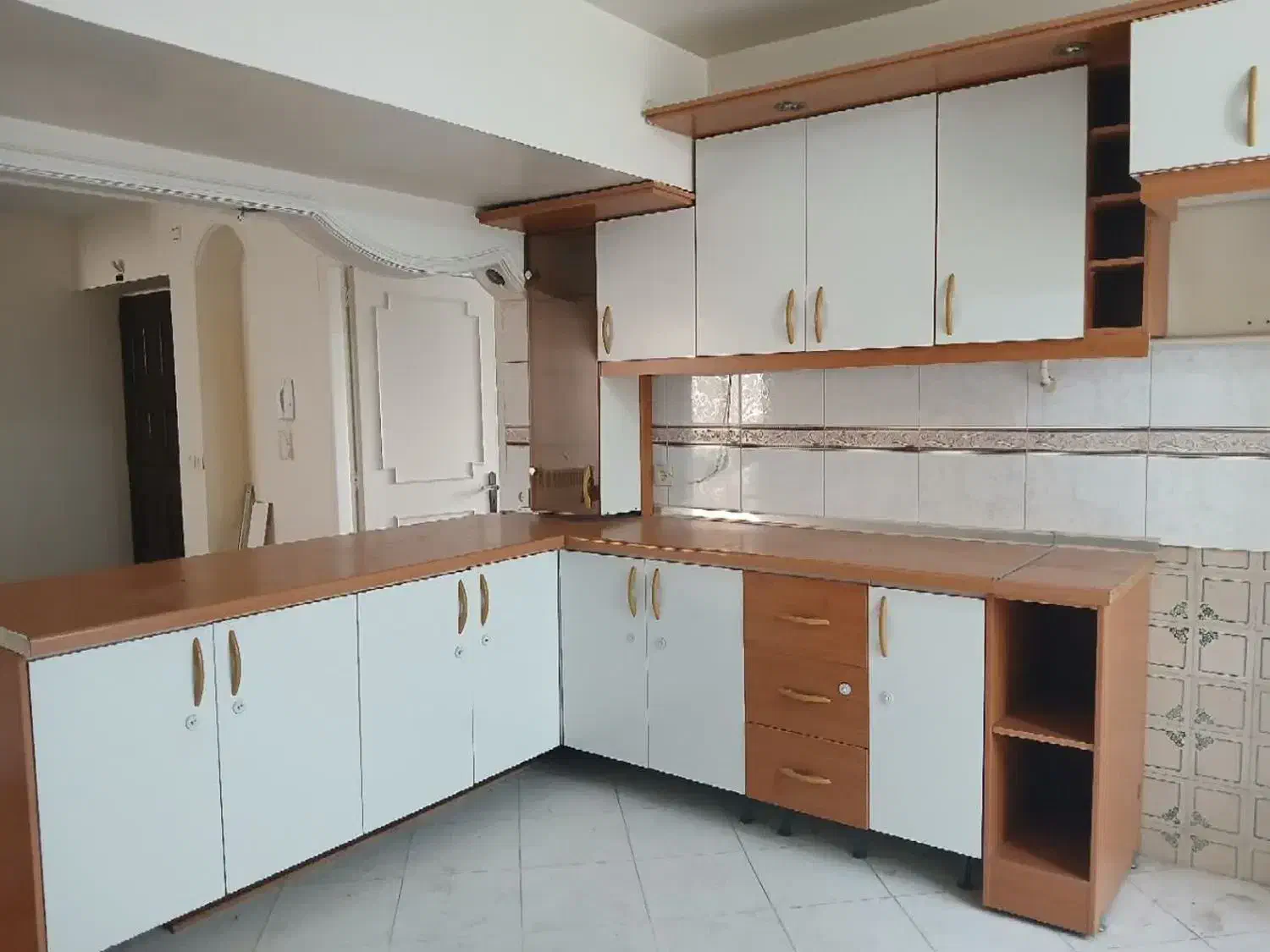 کابینت دست دوم mdf (بدنه فلزی)|مصالح و تجهیزات ساختمان|تهران, شهرک محلاتی|دیوار