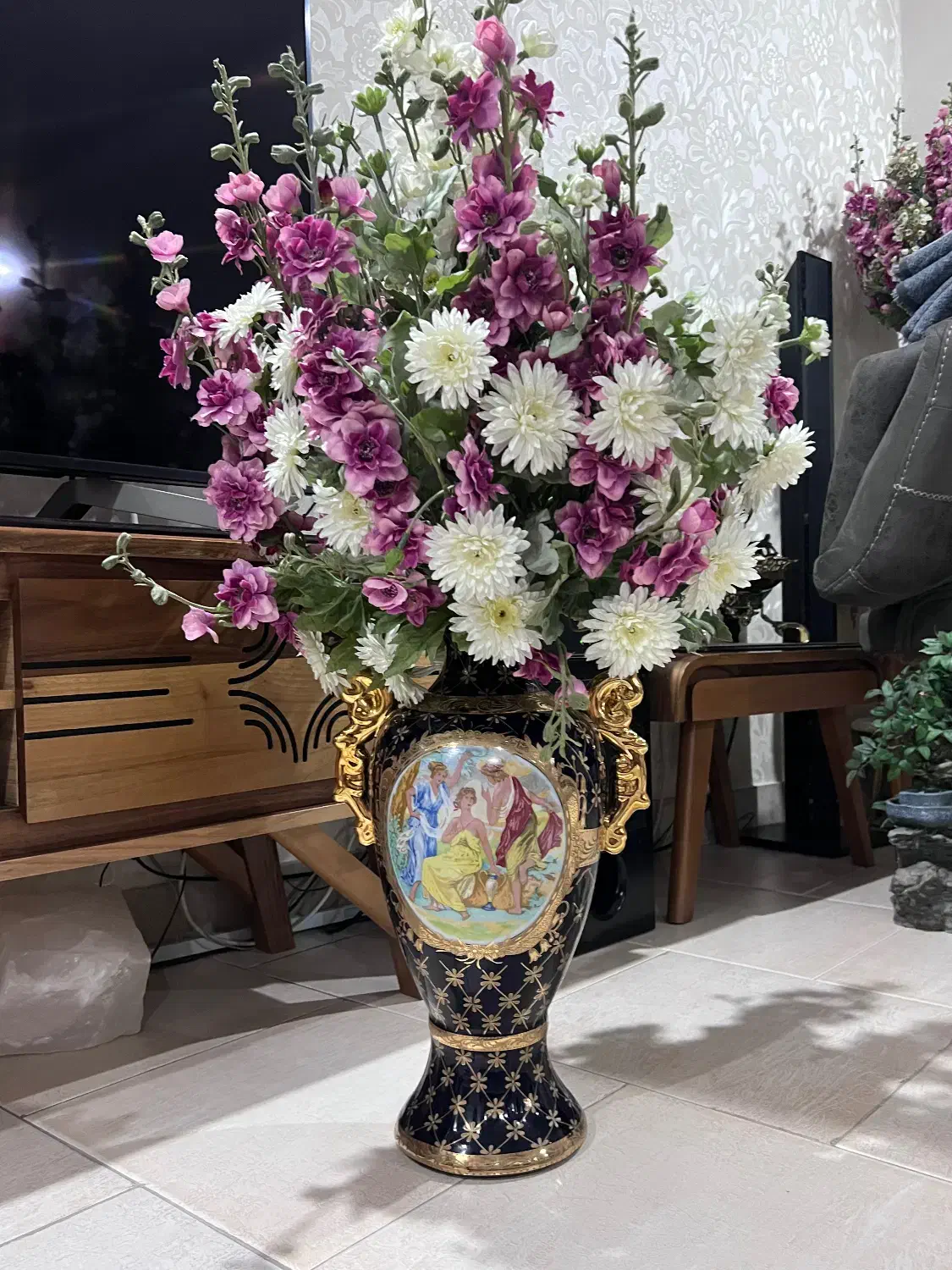 گلدان سرمه ای طلاکوب ۴۵ سانت|صنایع دستی و سایر لوازم تزئینی|تهران, خواجه نظام الملک|دیوار