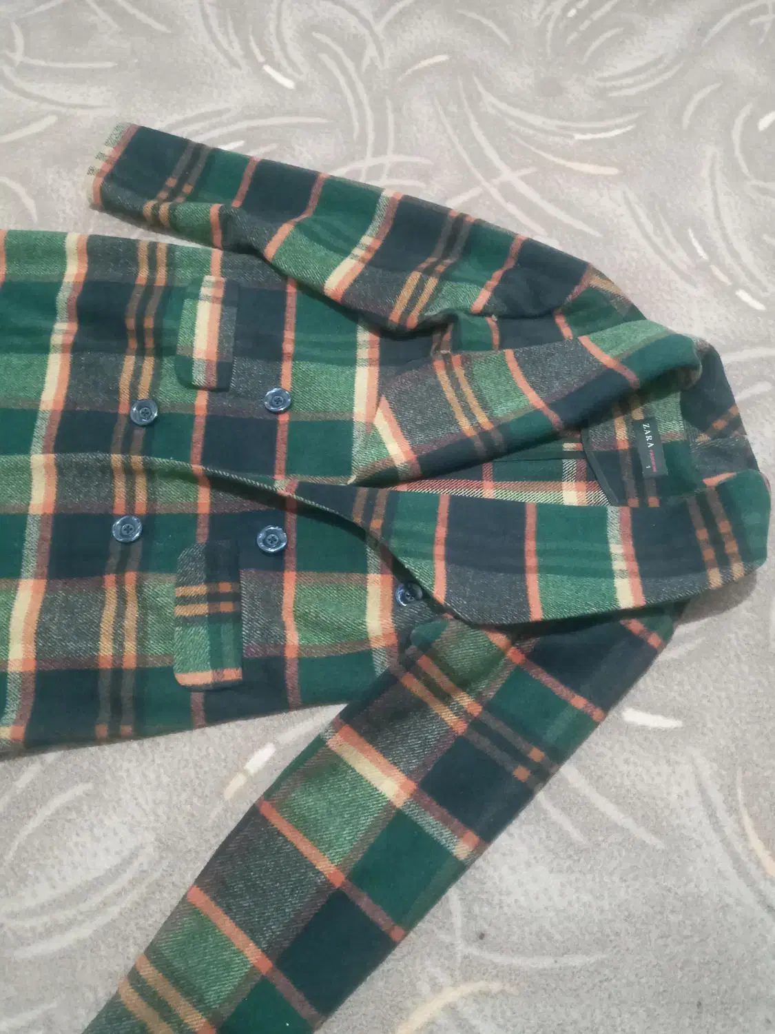 پالتو پشمی|لباس|سقز, |دیوار