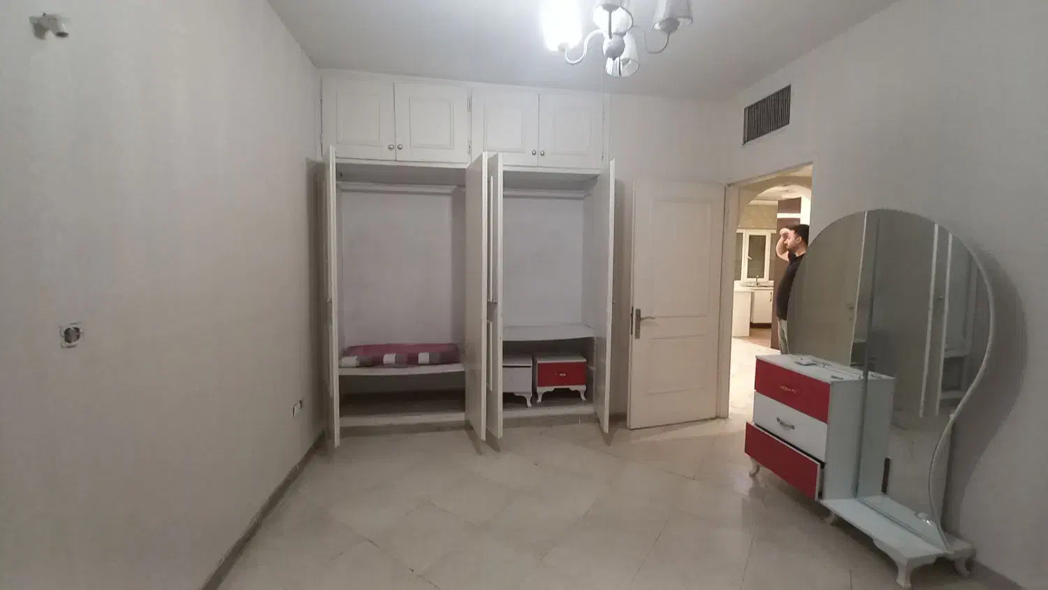 آپارتمان 120متر دو خواب تک واحدی