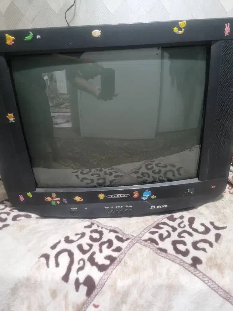 تلویزیون ۲۱ اینچ|تلویزیون و پروژکتور|کرج, شهرک فهمیده|دیوار