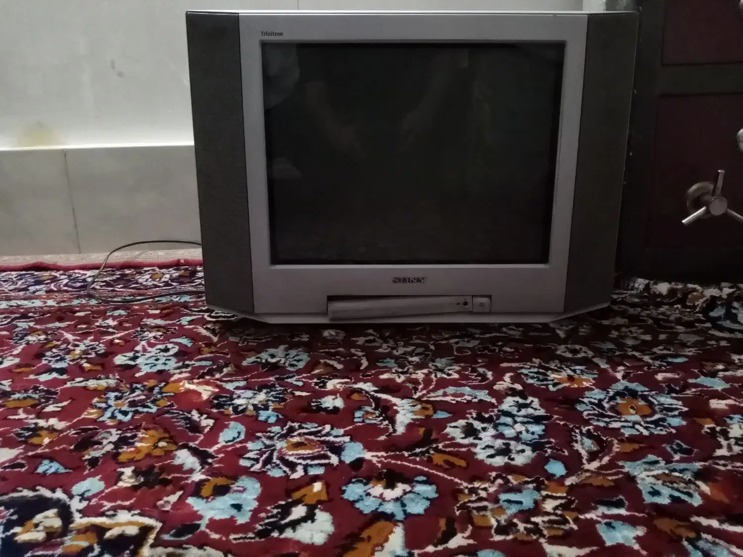 تلویزیون سونی|تلویزیون و پروژکتور|قم, زند آباد|دیوار