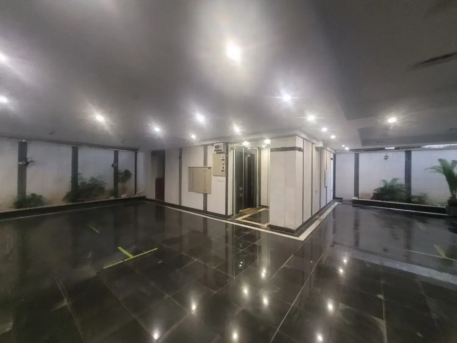 خ بخشی واحد۱۳۰متری سه خوابه شیک/نما مدرن|فروش آپارتمان|نوشهر, |دیوار