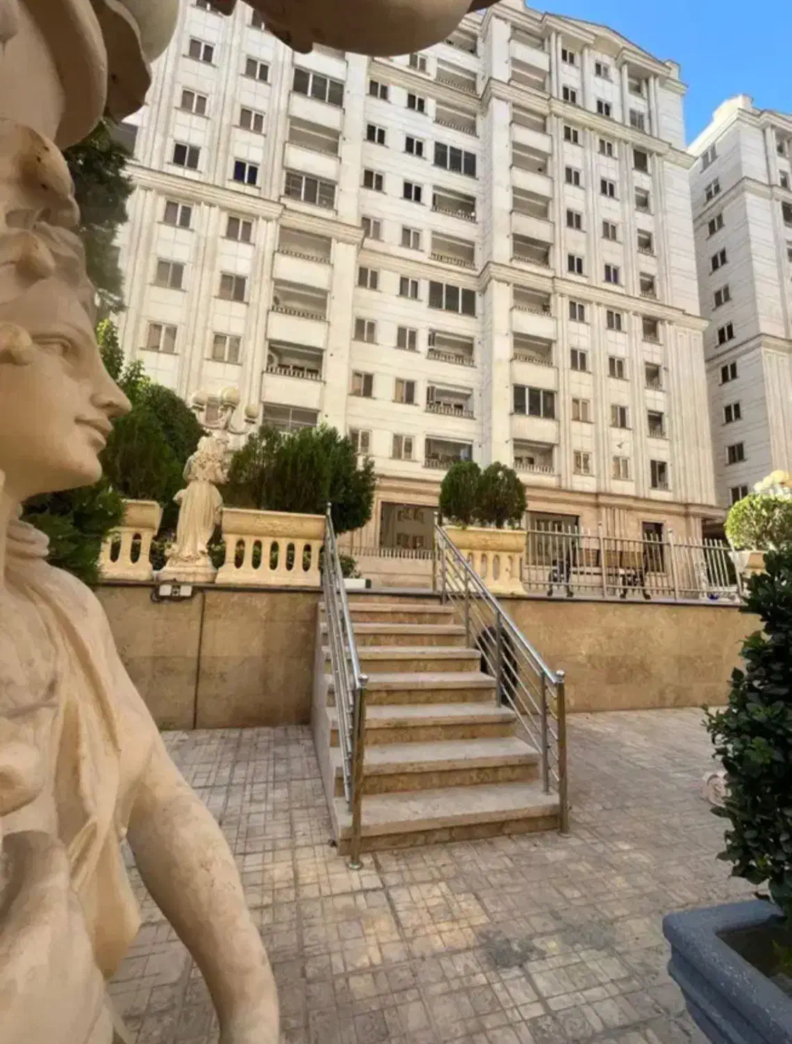 ۸۸ متر نورگیر بینظیر برج مجلل یاس ((فردوس غرب))|اجارهٔ آپارتمان|تهران, ارم|دیوار