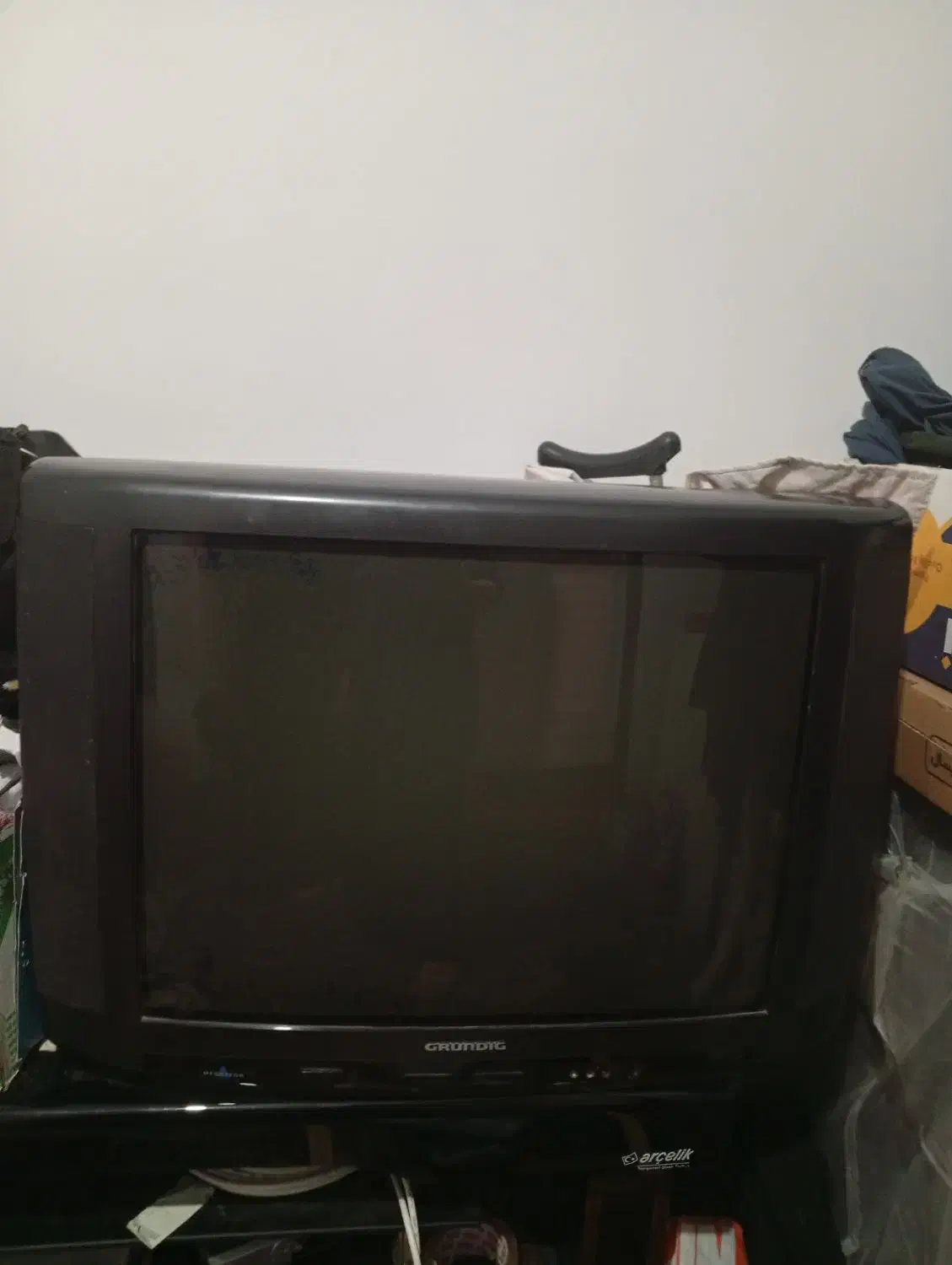 تلویزیون کاملا سالم|تلویزیون و پروژکتور|قدس, شهر‌قدس|دیوار