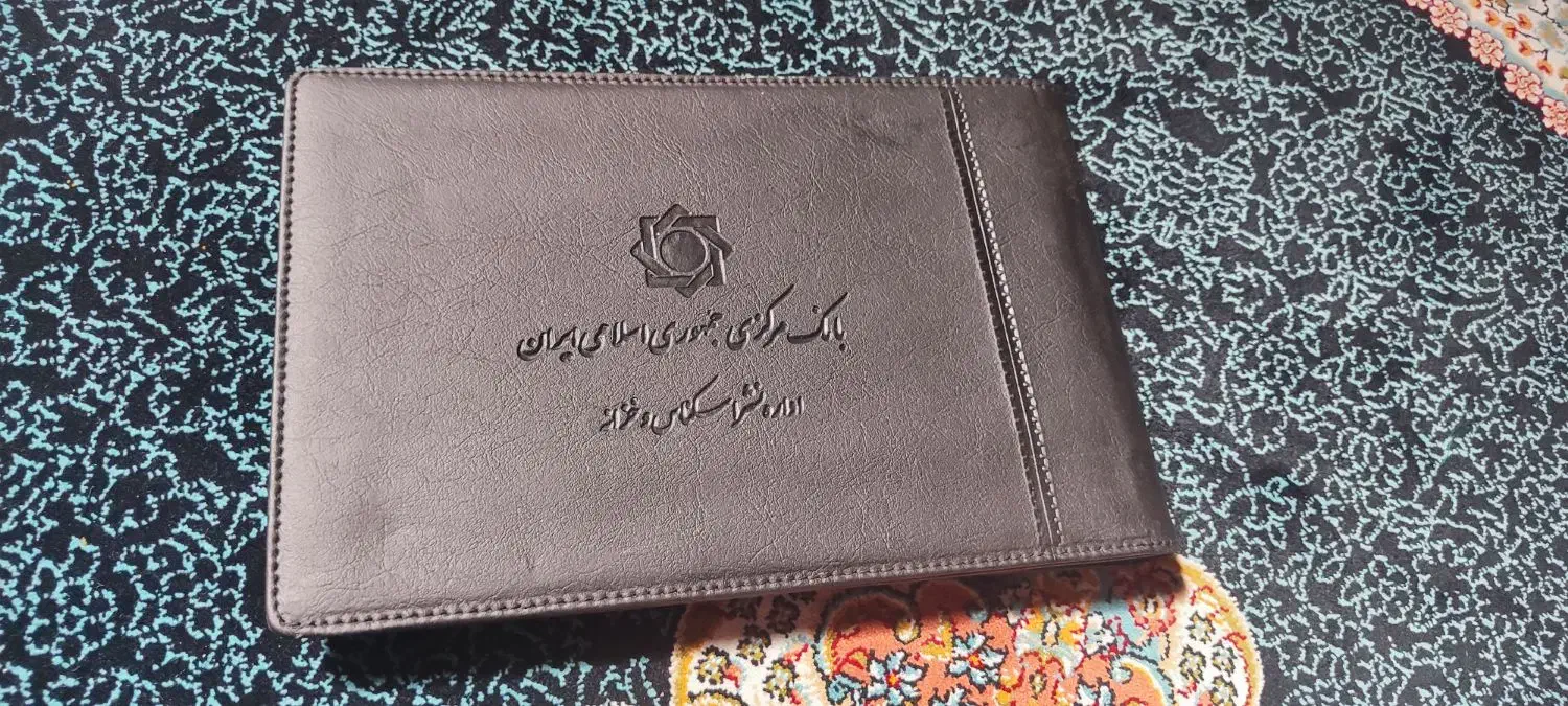 آلبوم اسکناس های قدیمی|کلکسیون اشیاء عتیقه|کرج, فاز ۲ مهرشهر|دیوار