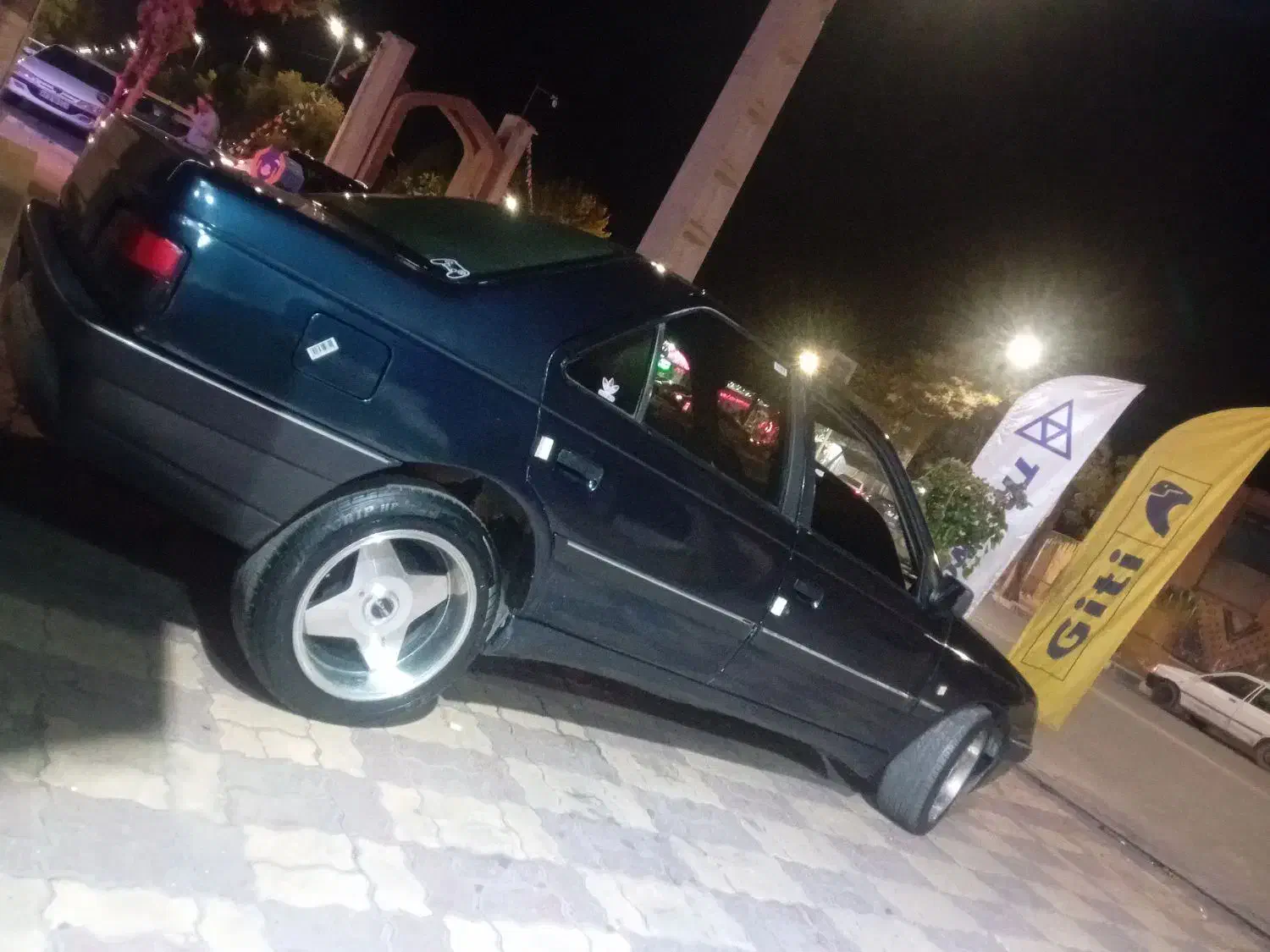 پژو۴۰۵ مدل۷۷ انژکتور۲۰۰۰|خودرو سواری و وانت|الیگودرز, |دیوار