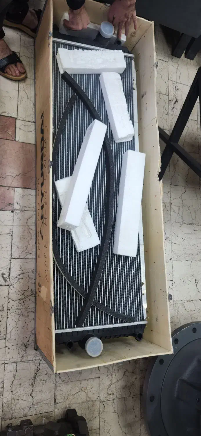 رادیاتور های هیوندا 330 430 320|قطعات یدکی و لوازم جانبی|تربتحیدریه, پائین ولایت|دیوار