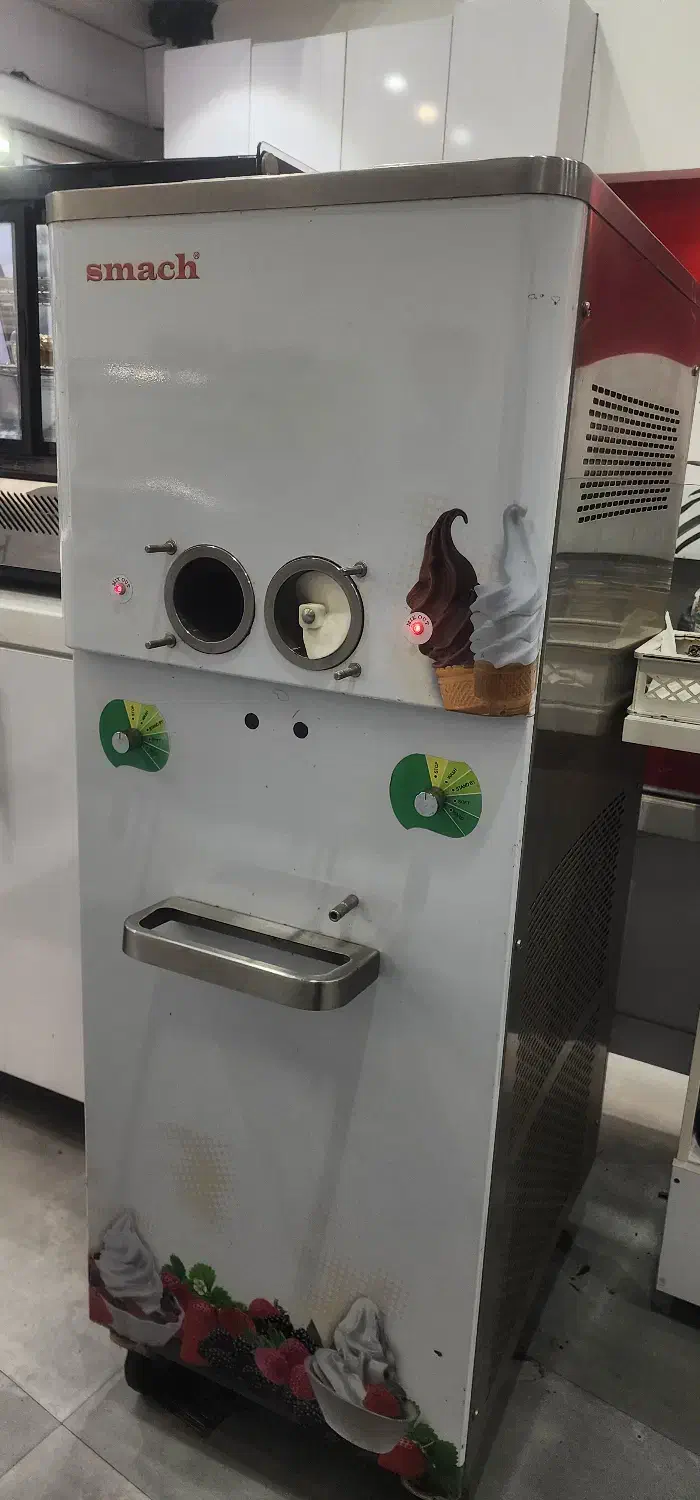 دستگاه بستنی ساز ایتالیایی SMACH|کافیشاپ و رستوران|بندر انزلی, آذربایجان|دیوار