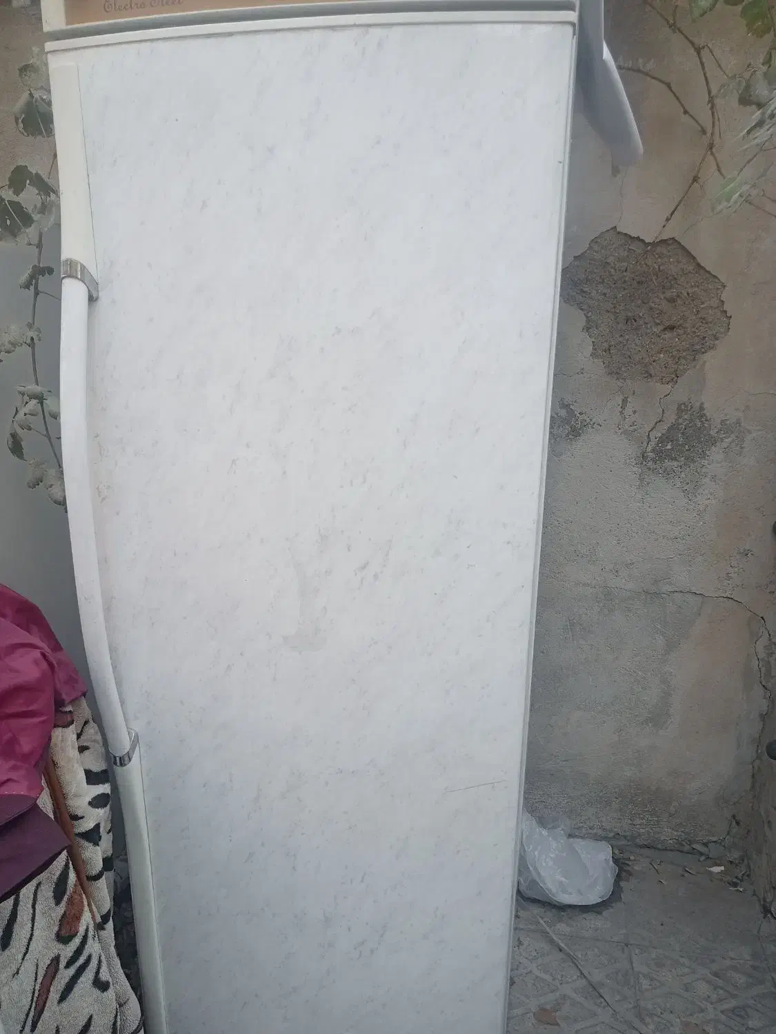 یخچال الکترواستیل ۲۰ فوت جادارر تمیز سالم سالم|یخچال و فریزر|تهران, دهقان|دیوار