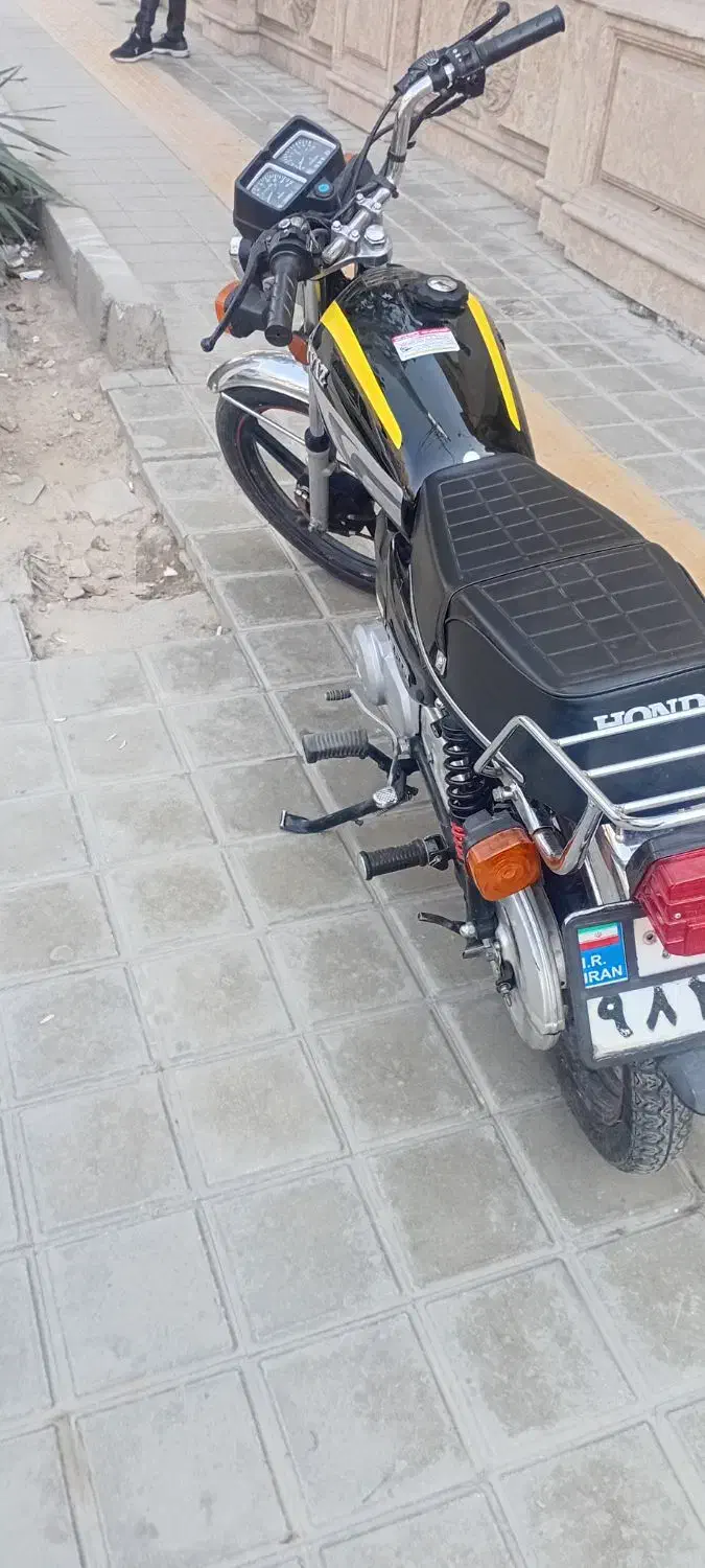 متور ۱۲۵ پرواز مدل ۹۸|موتورسیکلت|اصفهان, شمس آباد|دیوار