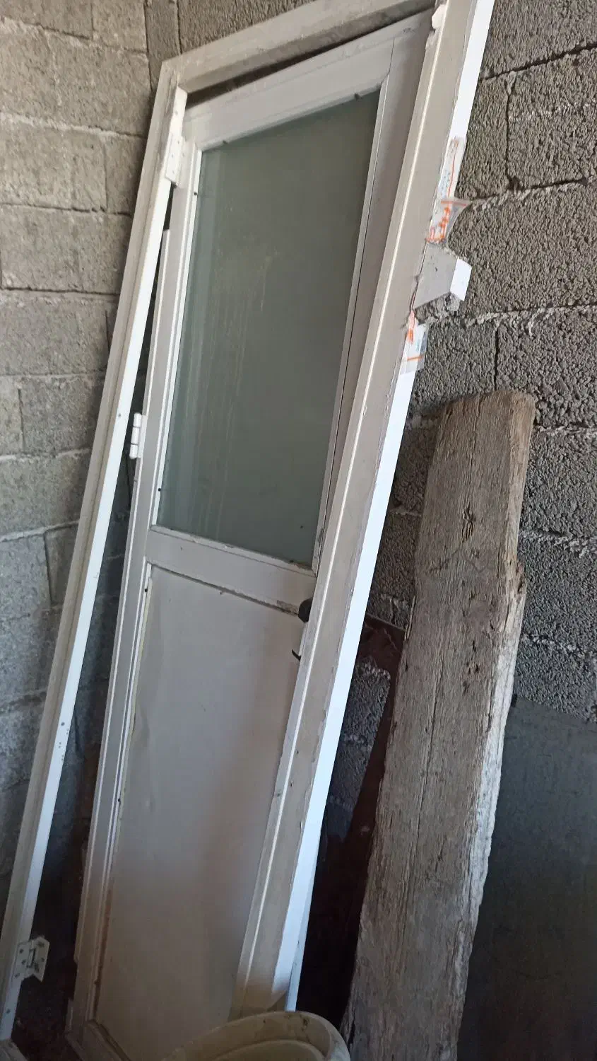 درب آلومینیومی|مصالح و تجهیزات ساختمان|آستارا, |دیوار