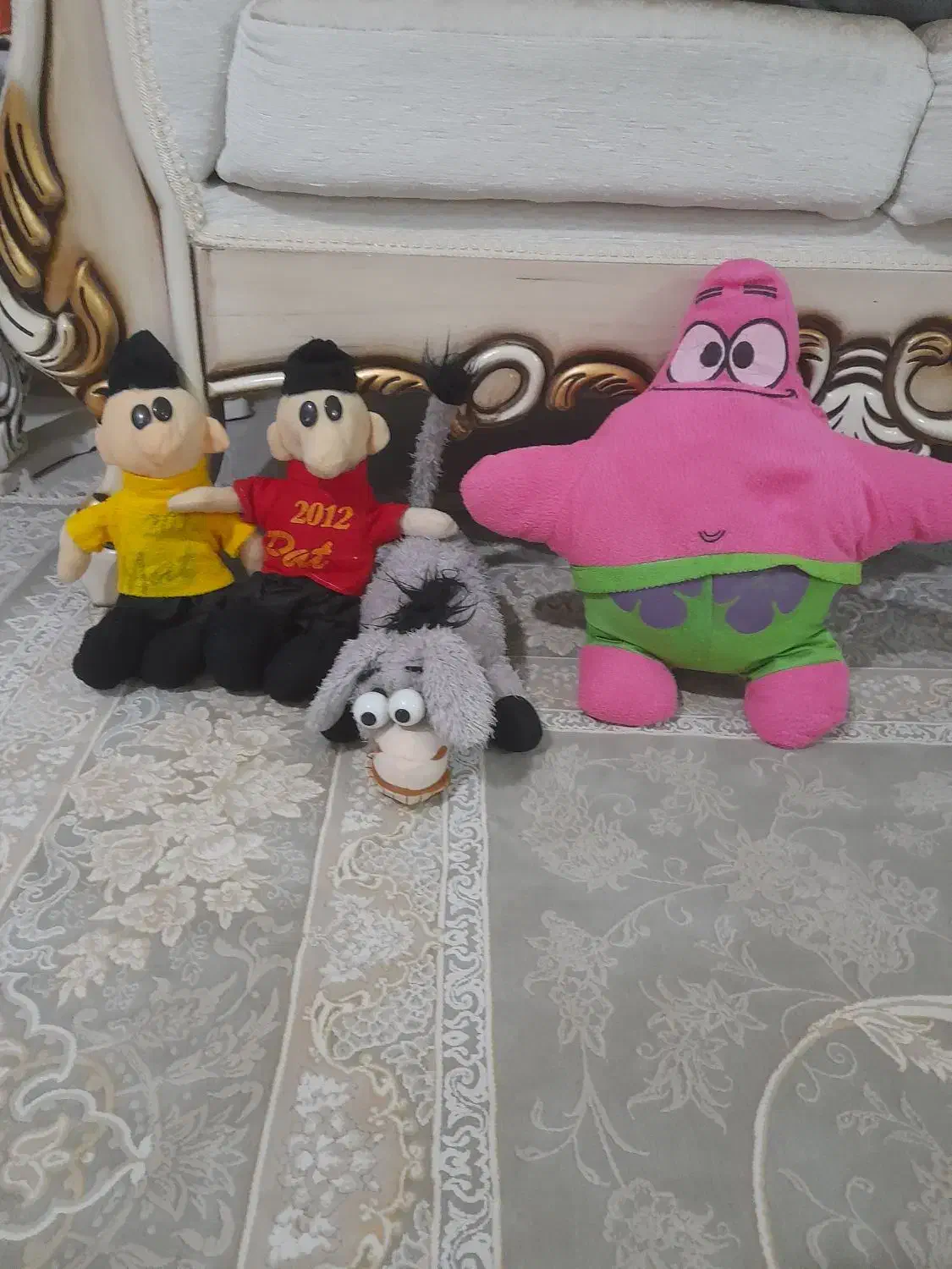 عروسکی مختلف|اسباب‌‌بازی|بجنورد, |دیوار