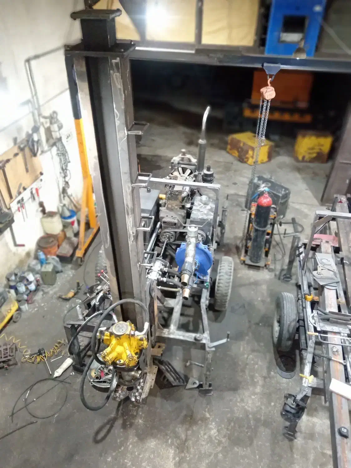 دستگاه حفاری چاه روتاری هیدرولیک|ماشین‌آلات صنعتی|مهاباد (آذربایجان غربی), |دیوار