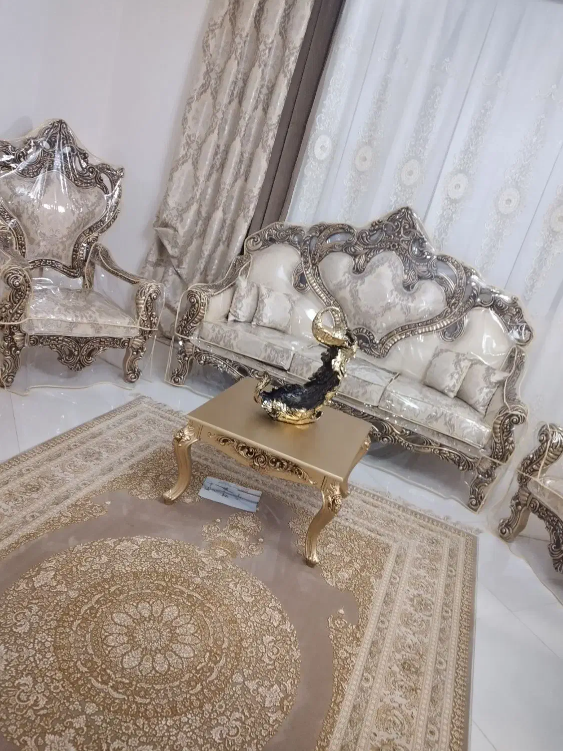 مبل سلطنتی امپراتور ومیز ناهارخوری استیل|مبلمان خانگی و میز عسلی|ری, دولت‌آباد|دیوار