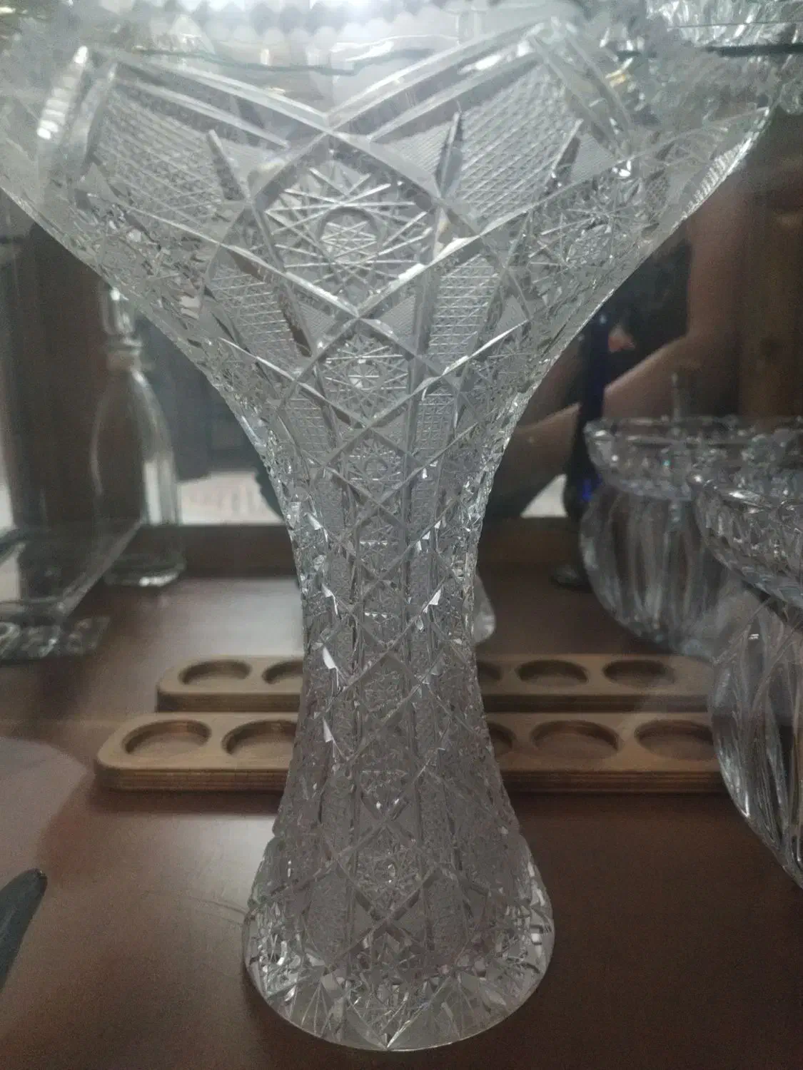 گلدان کریستال|ظروف سرو و پذیرایی|تهران, مجیدیه|دیوار