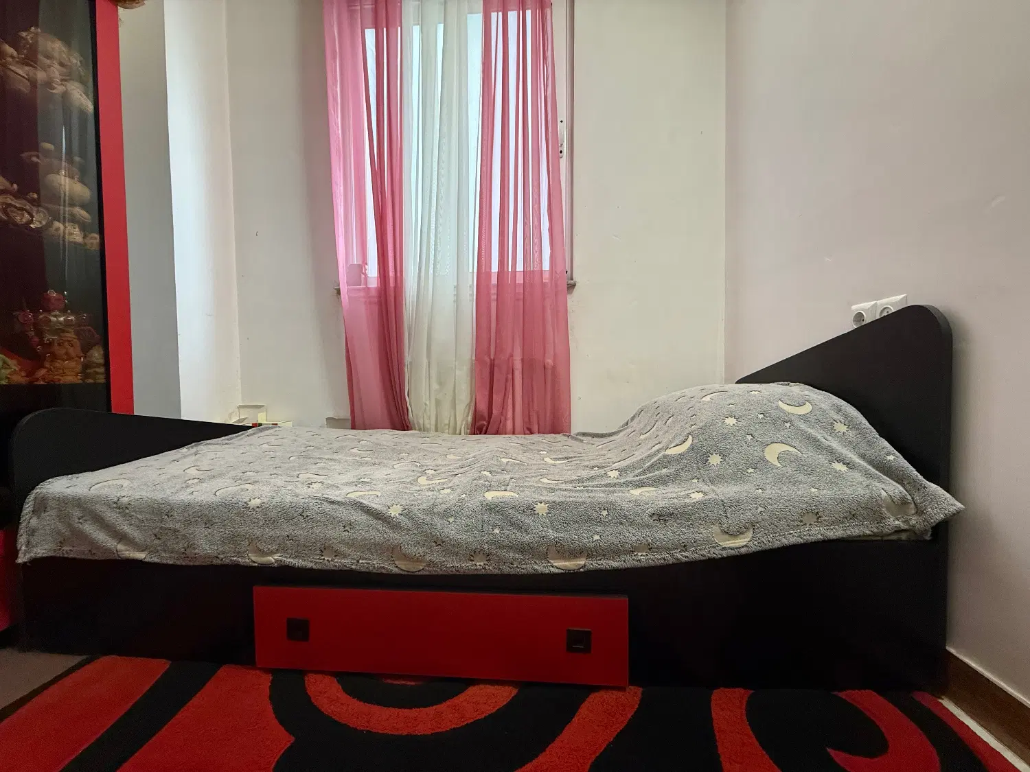 تخت|تخت و سرویس خواب|لنگرود, |دیوار