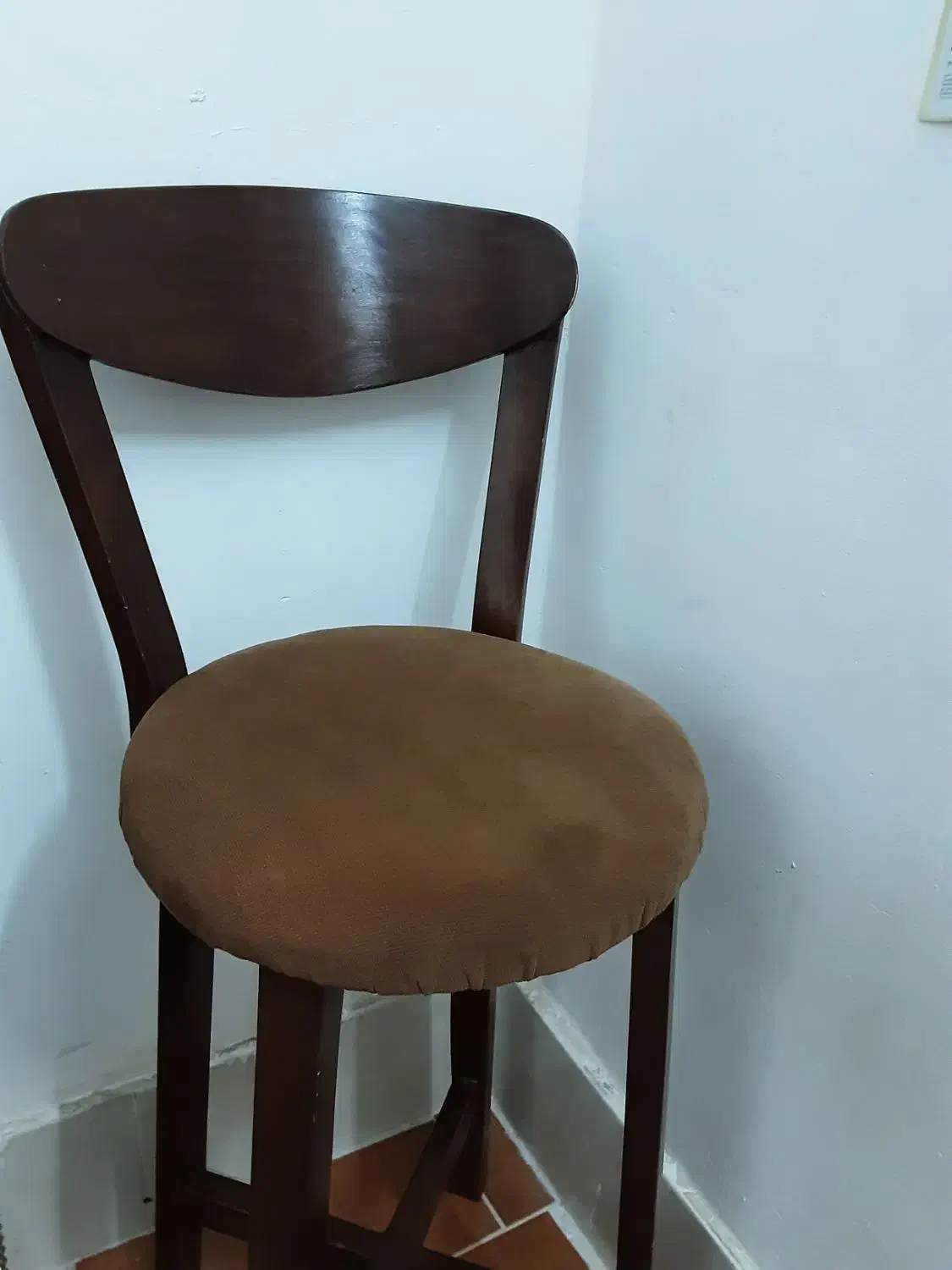 صندلی بلند چوبی ،چوب راش 1 عدد|میز و صندلی غذاخوری|تربت‌حیدریه, مظفریه|دیوار