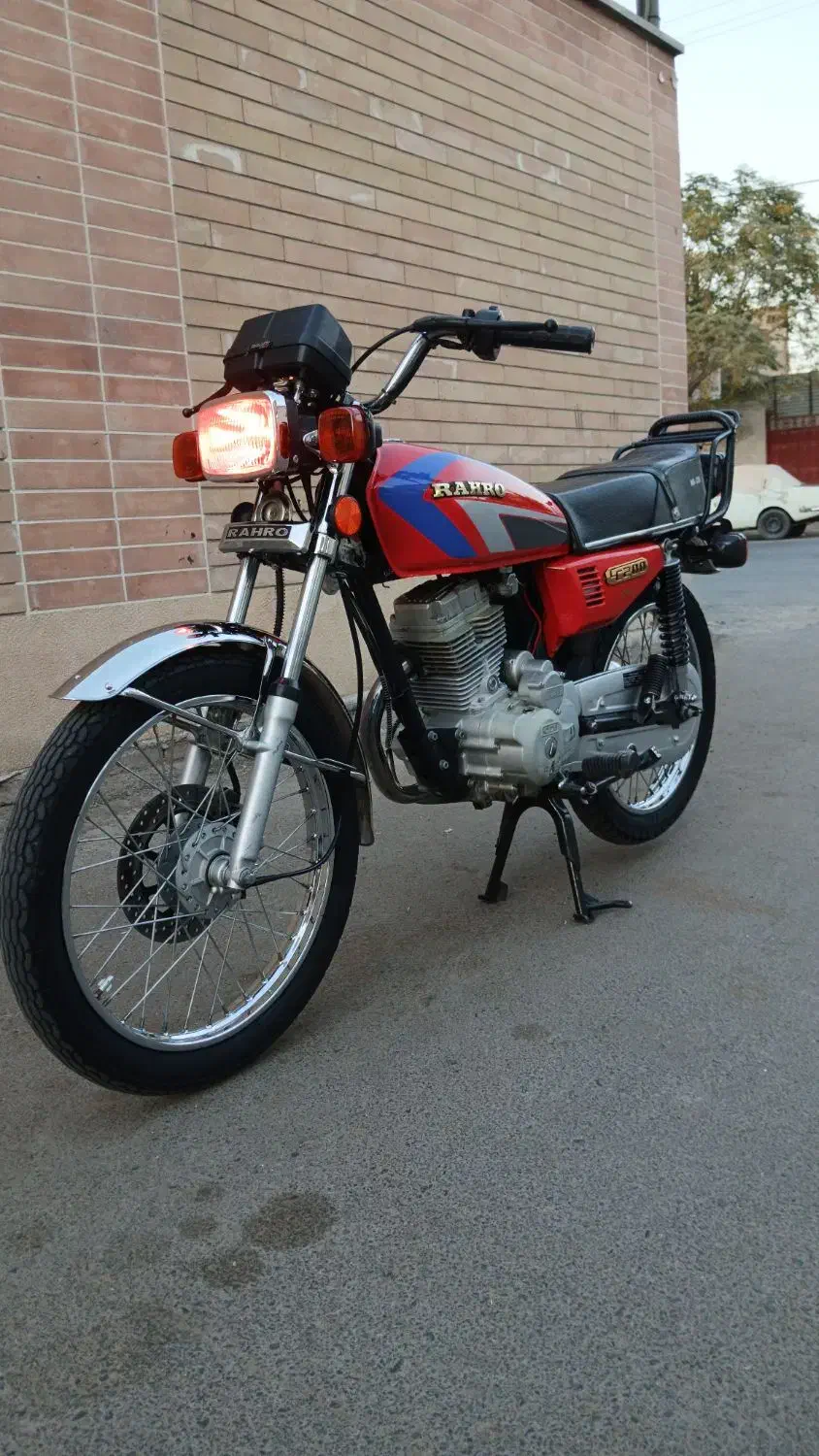 200رهرو مدل ۹۴|موتورسیکلت|کاشان, فاز ۲ ناجی آباد|دیوار