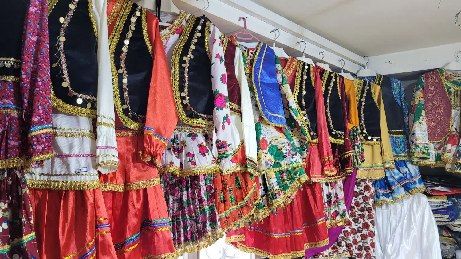 لباس سنتی محلی|لباس|زنجان, |دیوار