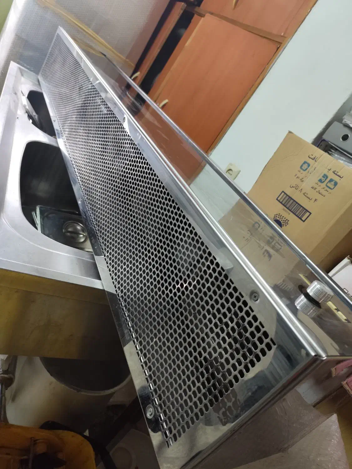 پرده هوا میتسویی تمام اسطیل|کافیشاپ و رستوران|رشت, پستک|دیوار