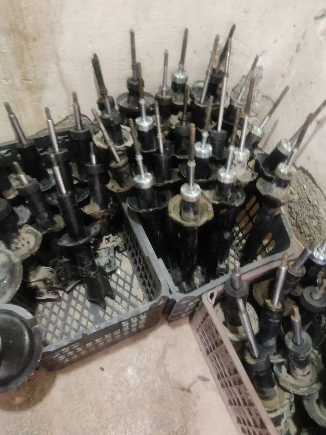 کمک ۴۰۵ و پراید و تیبا|قطعات یدکی و لوازم جانبی|بیرجند, |دیوار