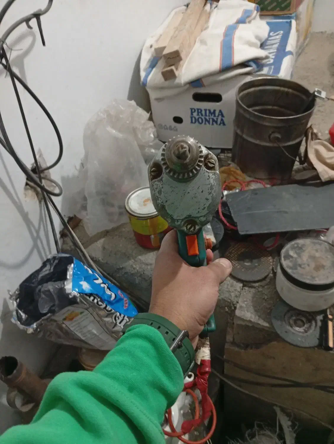 دلیر سالم|ابزارآلات|تهران, پرستار|دیوار