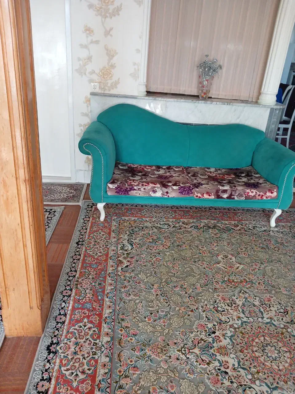 وسایل خانه|مبلمان خانگی و میز عسلی|میانه, |دیوار