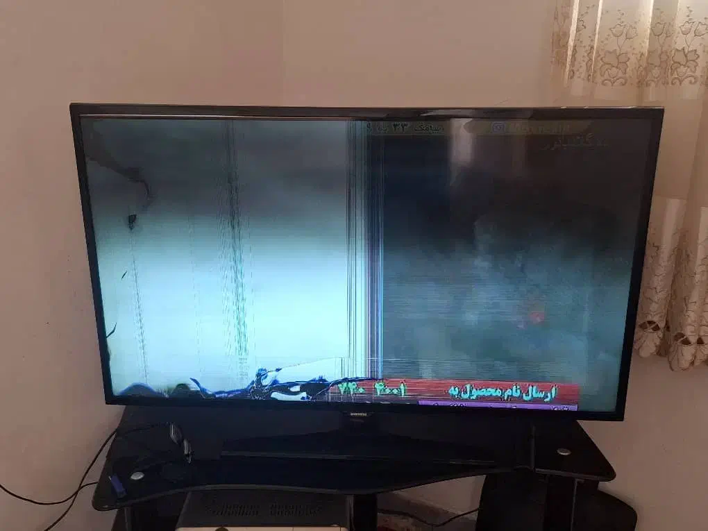 تلوزیون سامسونگ صفحه خراب|تلویزیون و پروژکتور|بیضا, |دیوار