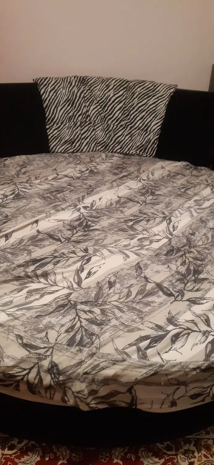 تخت خواب گرد دو نفره ترک با تشک خوشخواب|تخت و سرویس خواب|سمنان, |دیوار