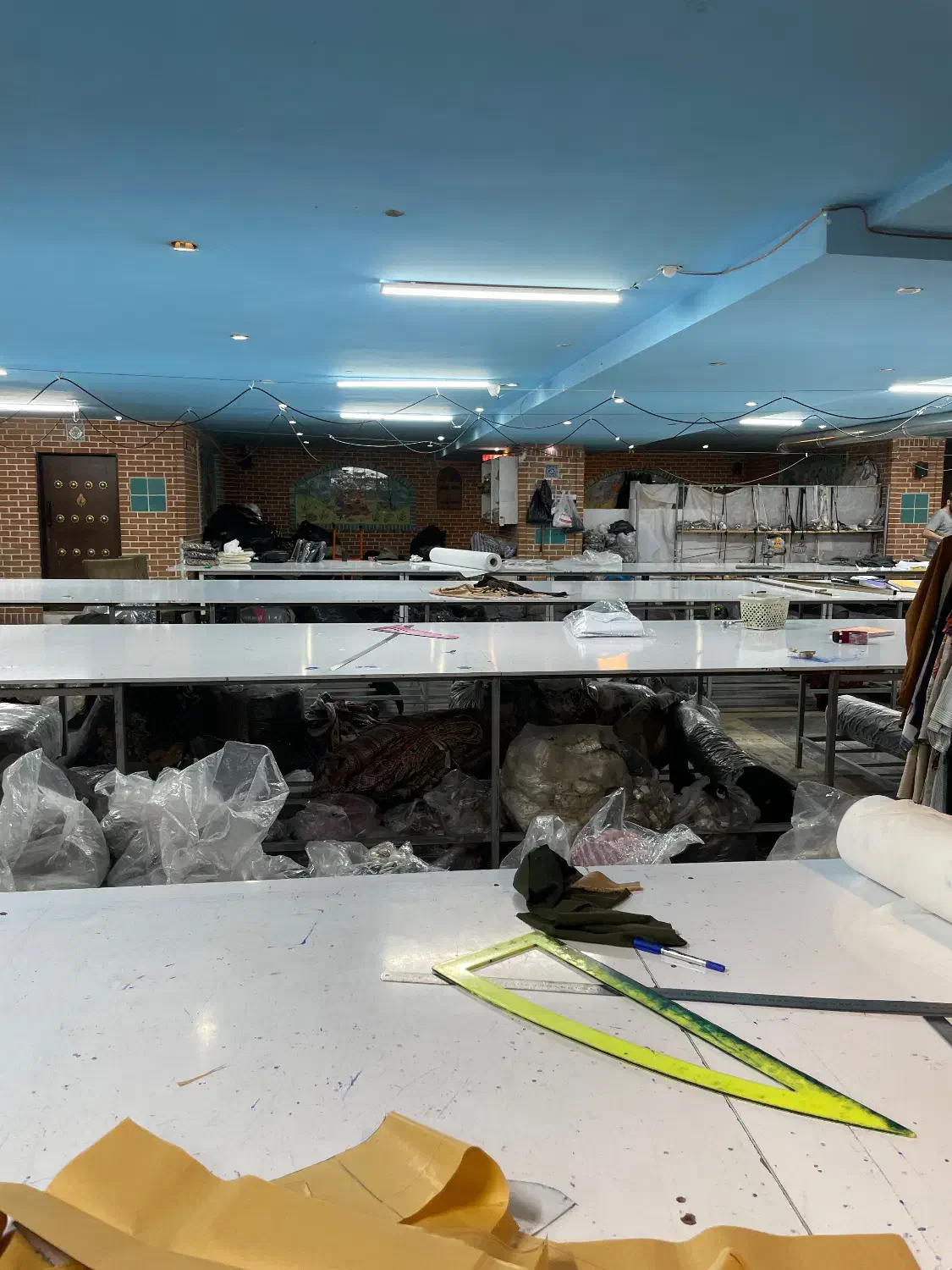 بیرون بر مزدی دوز|استخدام صنعتی، فنی، مهندسی|تهران, جیحون|دیوار