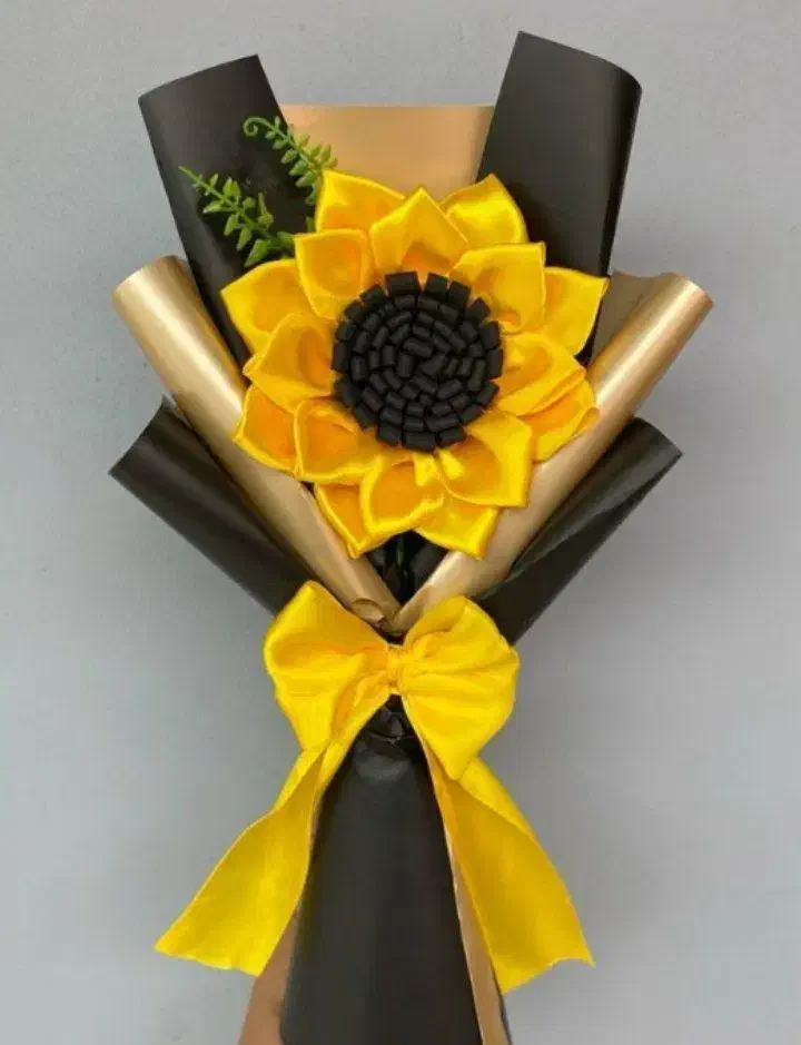 گل های روز مادر گل رز ربانی، افتابگردون، بابونه|گل مصنوعی|رشت, پل تالشان|دیوار