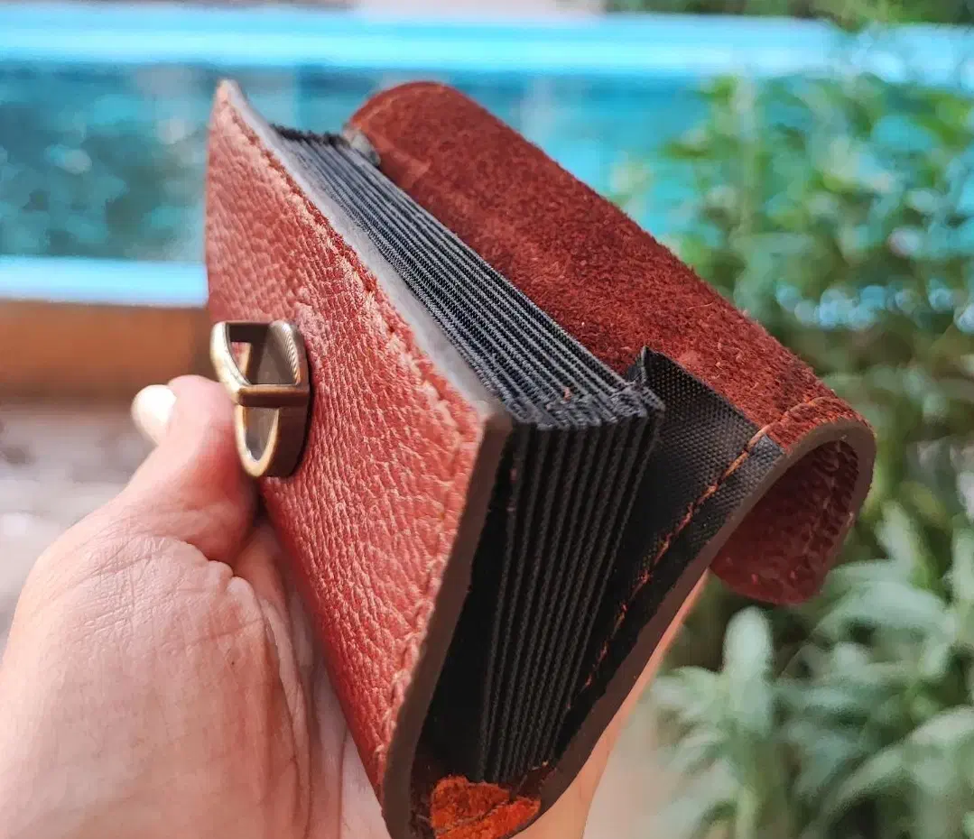 جاکارتی دست دوز|کیف، کفش، کمربند|شیراز, حافظیه|دیوار