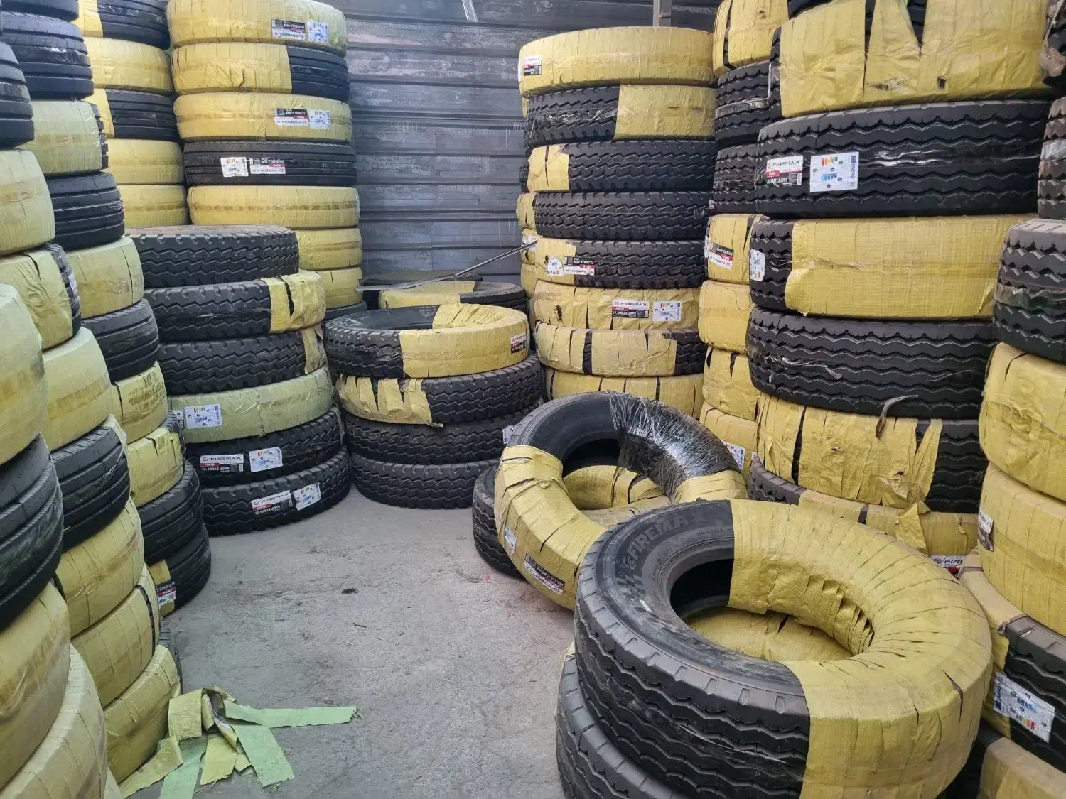 نمایندگی لاستیک فایرمکس انواع لاستیک کامیون وتریلی|قطعات یدکی و لوازم جانبی|شیراز, ترمینال باربری|دیوار
