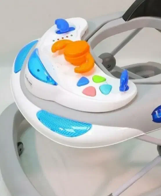 روروئک موزیکال دلیجان|کالسکه و لوازم جانبی|بندر انزلی, استادیوم|دیوار