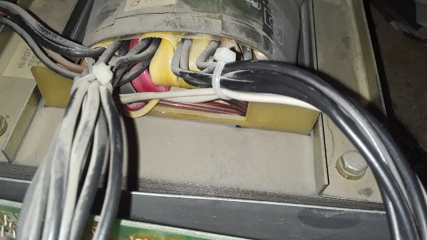 ترانس فاراتل مدلstb25r|ابزارآلات|گلپایگان, |دیوار