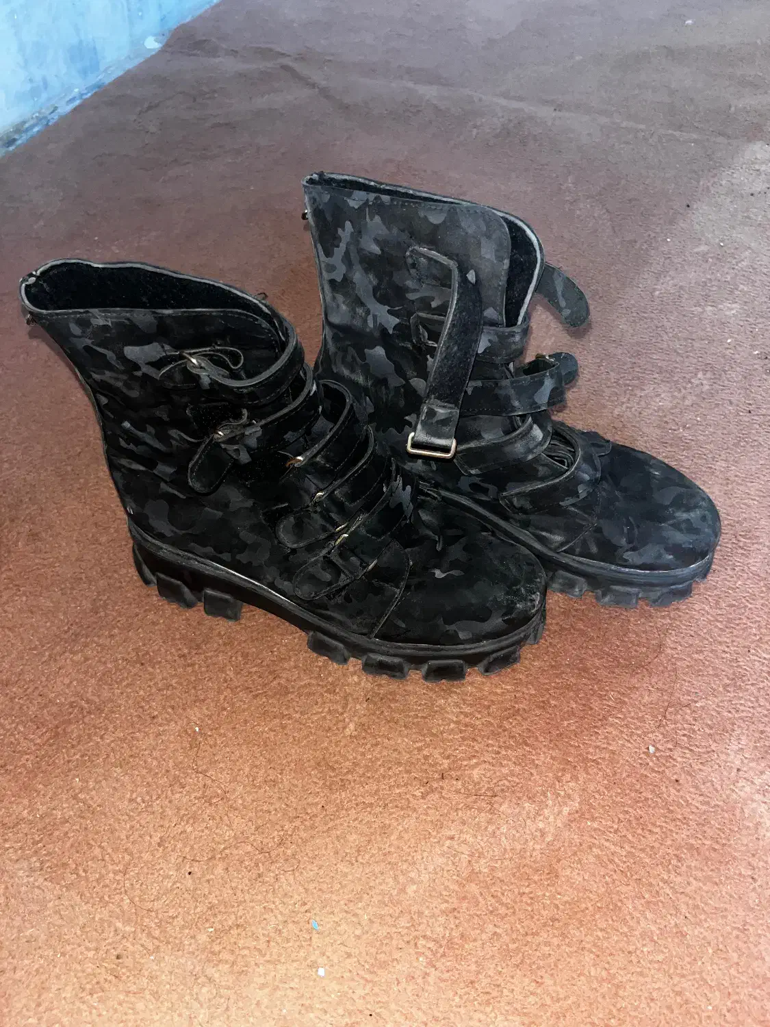 بوت و نیم بوت|کیف، کفش، کمربند|بیرجند, |دیوار