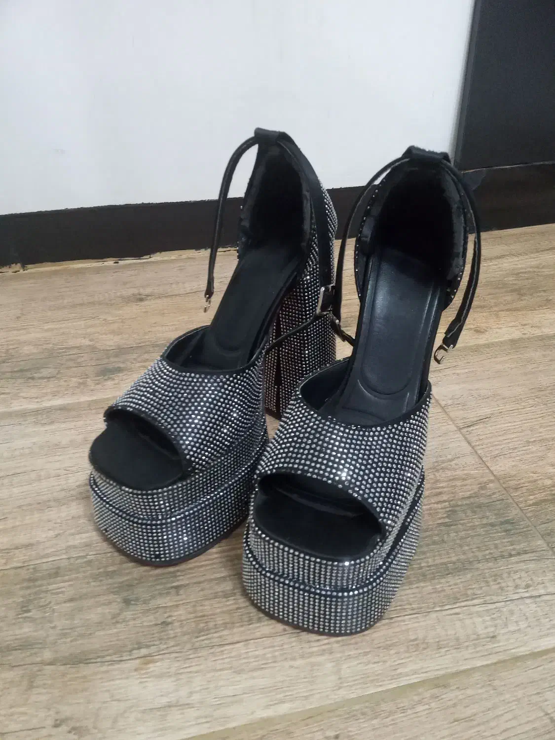 کفش مجلسی زنانه صفر|کیف، کفش، کمربند|پارس‌آباد, |دیوار