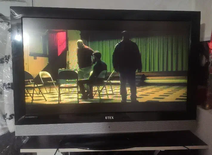 تلویزیون 42|تلویزیون و پروژکتور|کرج, اسلامآباد|دیوار