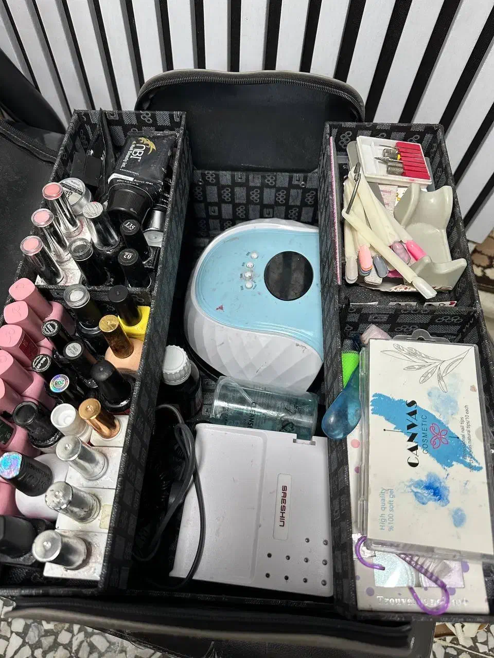 لوازم کاشت ناخن|آرایشگاه و سالنهای زیبایی|لاهیجان, کوی آزادگان|دیوار