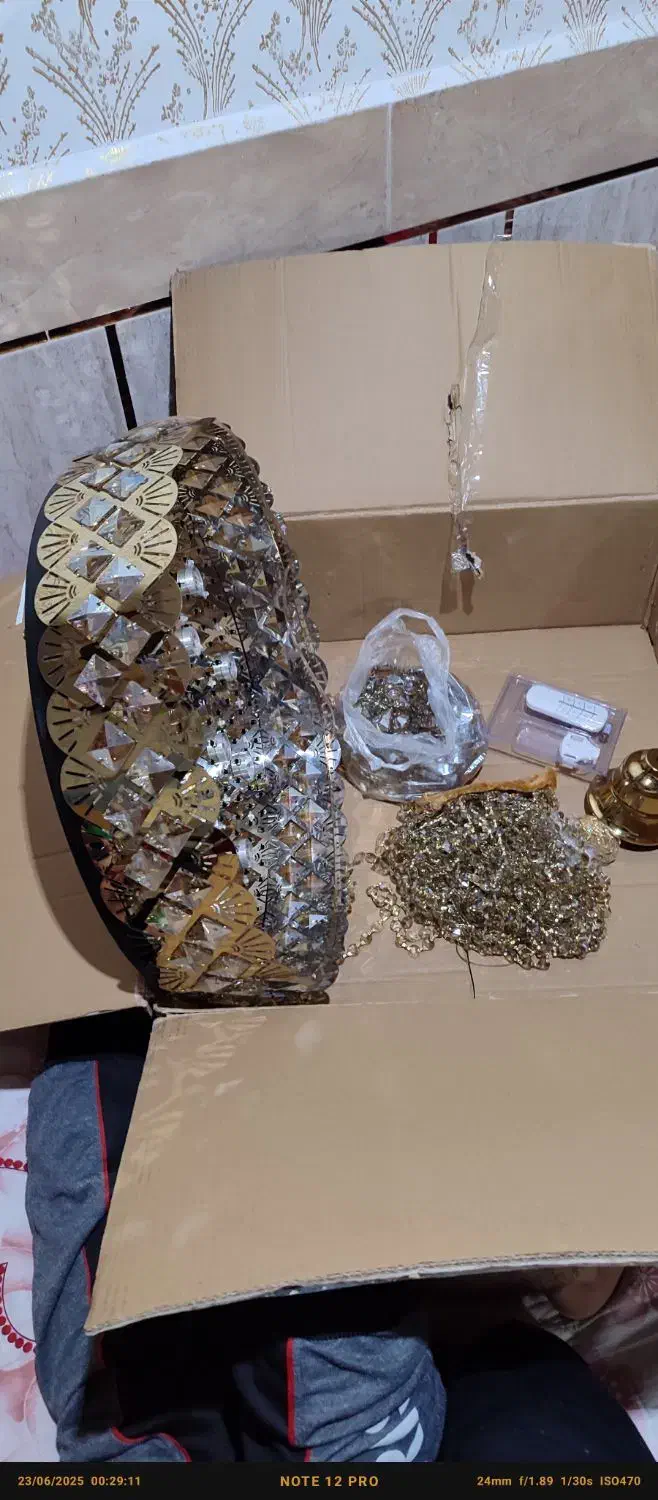 لوسترکریستالی نونونو بدون استفاده|لوستر و چراغ آویز|شوشتر, |دیوار