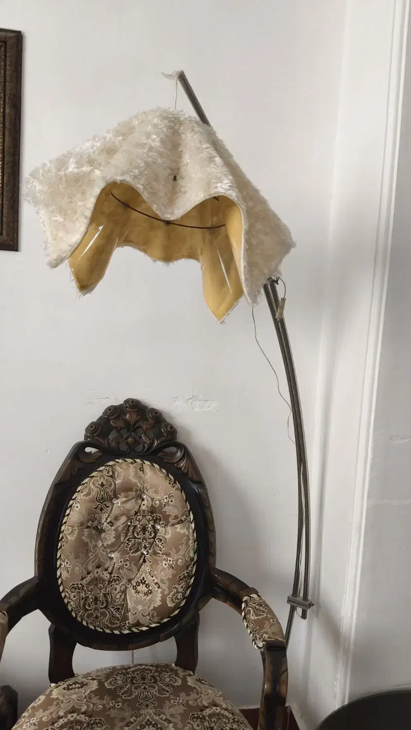 آباژور قدی|چراغ خواب و آباژور|قم, پردیسان|دیوار