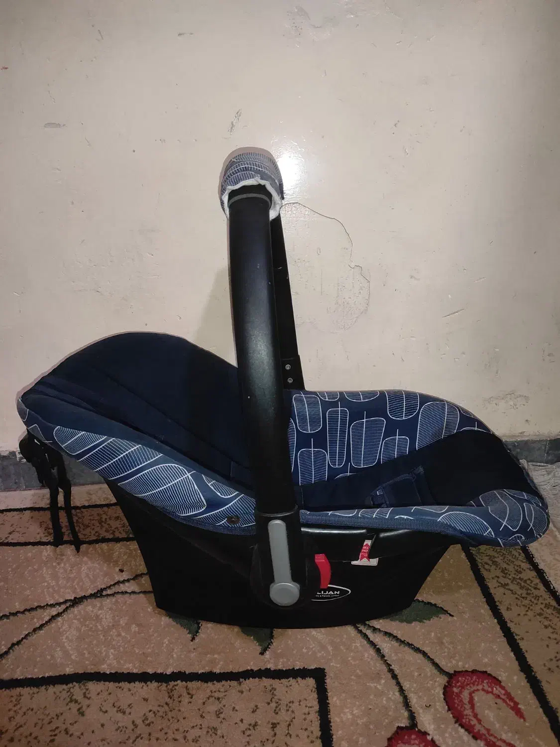 کریر و آغوشی|کالسکه و لوازم جانبی|رامهرمز, |دیوار