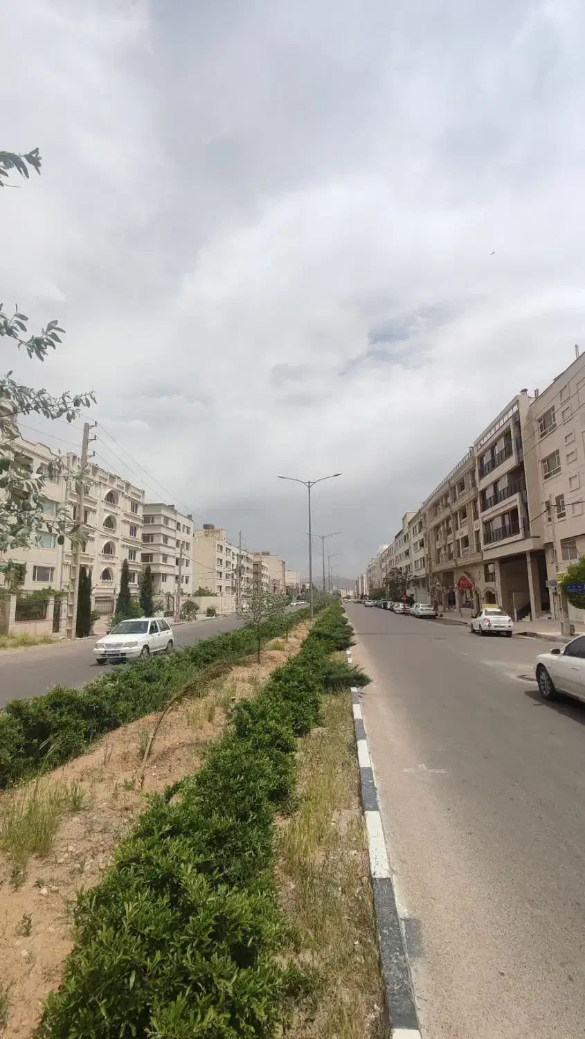 زمین ۲۰۰ متری / واقع در شهرک استقلال فرصتیان|فروش زمین و ملک کلنگی|شیراز, شهرک استقلال|دیوار