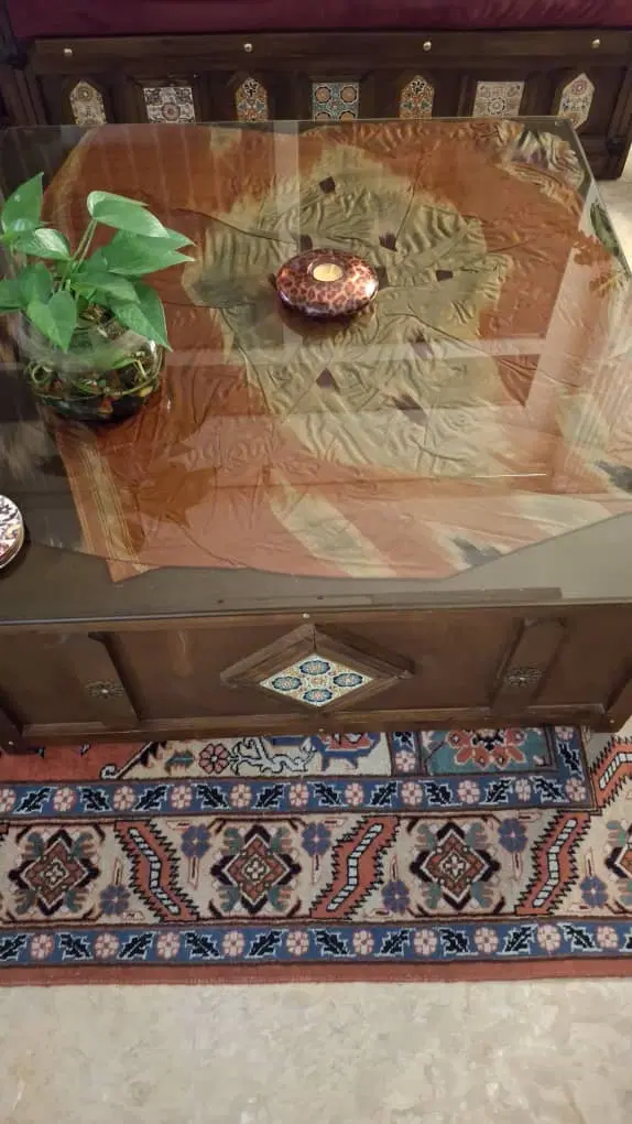مبل سنتی ۳ و ۲ نفره و میز مربع|مبلمان خانگی و میز عسلی|تهران, قیطریه|دیوار