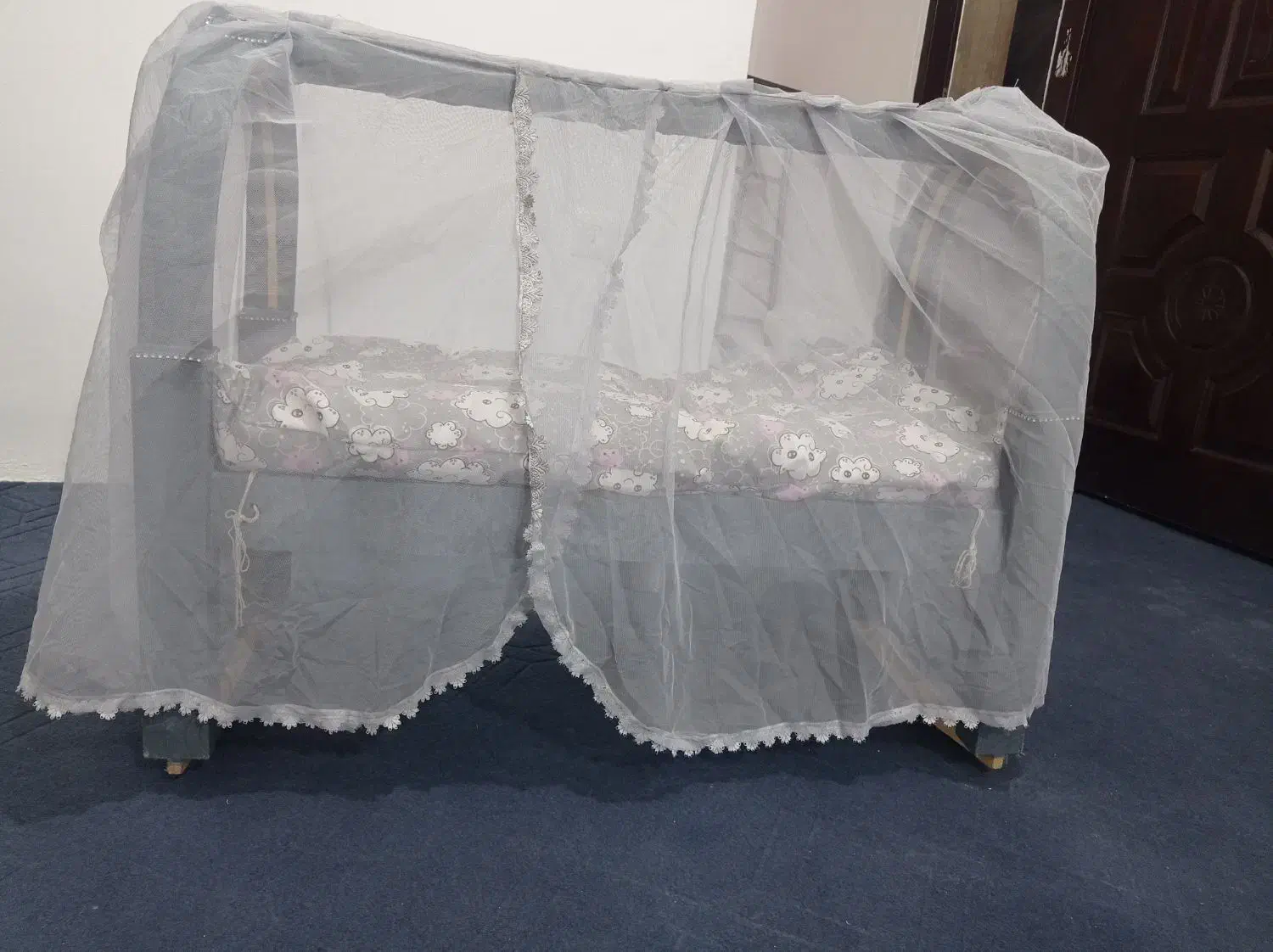 بیشکه یاگهواره سنتی|تخت و سرویس خواب|دهگلان, |دیوار